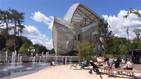 entree fondation louis vuitton jardin d'acclimatation